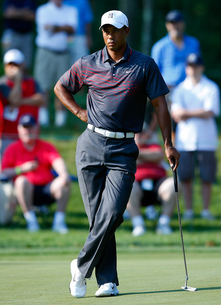 tigerwoodsdeutschebankchampionshiproundu2hi5qsybffl