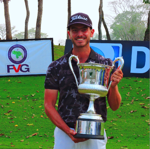 Rafael Guerrero con Trofeo Abierto de Venezuela Copa DIRECTV.DSCN4832