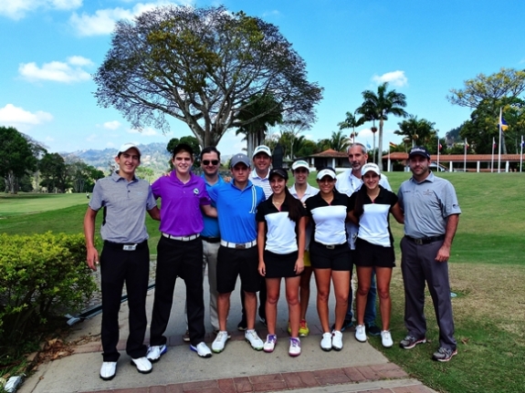 El equipo de Venezuela con su personal técnico